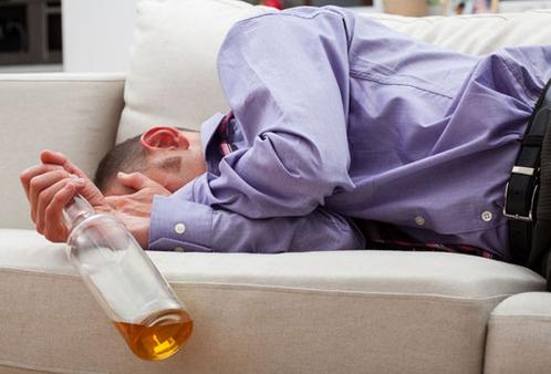 长期喝酒的危害男性怎么治疗
