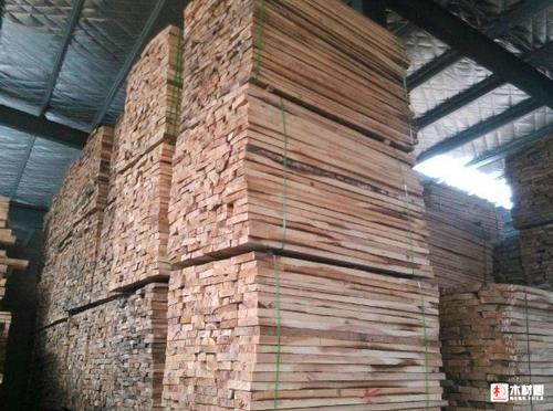 上海木材市场的相关图片