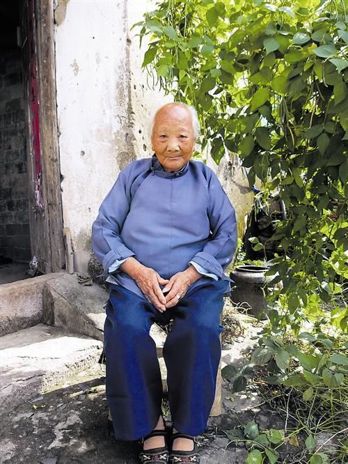 中国百岁老人的相关图片