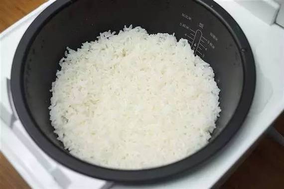 米饭要蒸多久的相关图片
